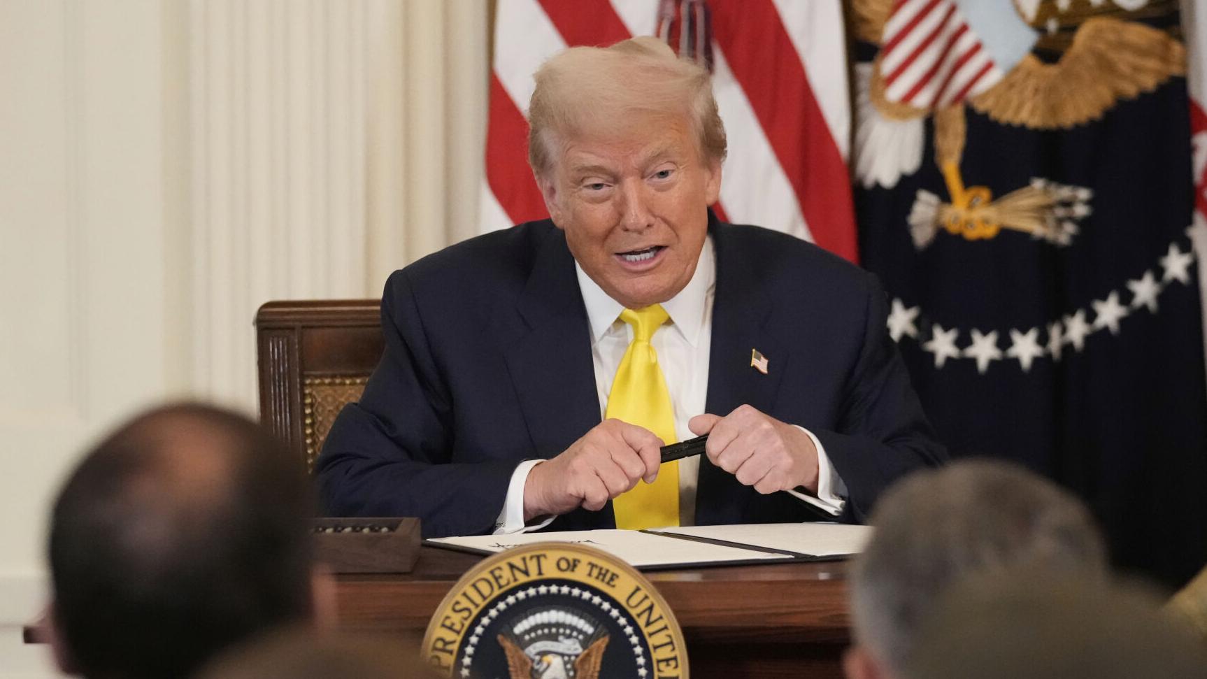 Politics today: Court tosses judge's contempt finding against Trump administration